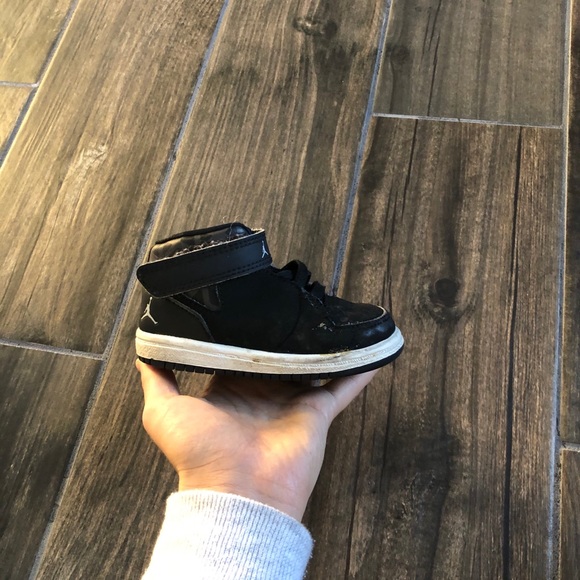Nike Other - Nike Air Jordan Black Shoes Sneaker Baby Infant 5C